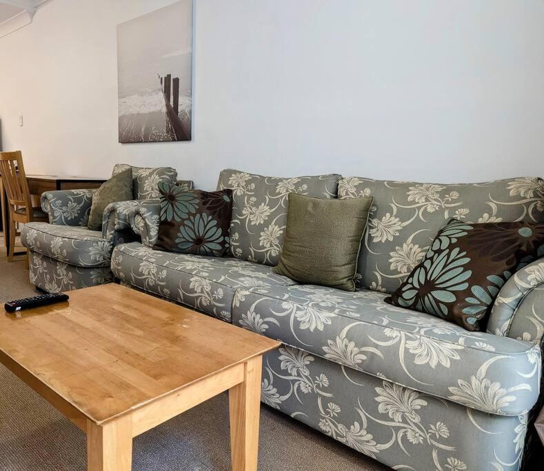 City & Lakeside With Free Parking, Pool And 10 Mins Walk Into The City Perth Exteriér fotografie
